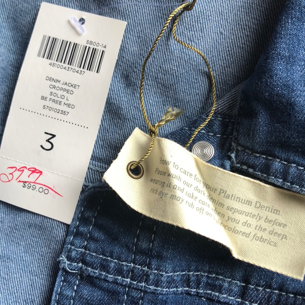 Jean jacket - Picture 2 of 3